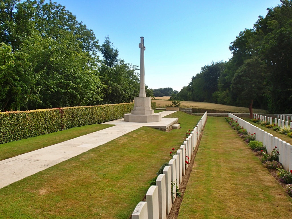 Acheux British Cemetery