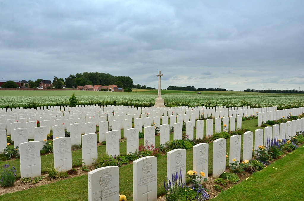 Anneux British Cemetery