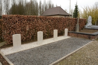 Berchem (Kluisbergen) Communal Cemetery