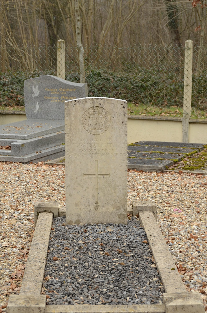 Bouillancourt-en-Séry Communal Cemetery