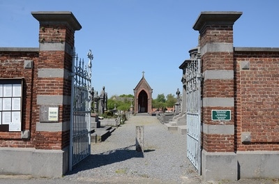 Hennuyères Communal Cemetery