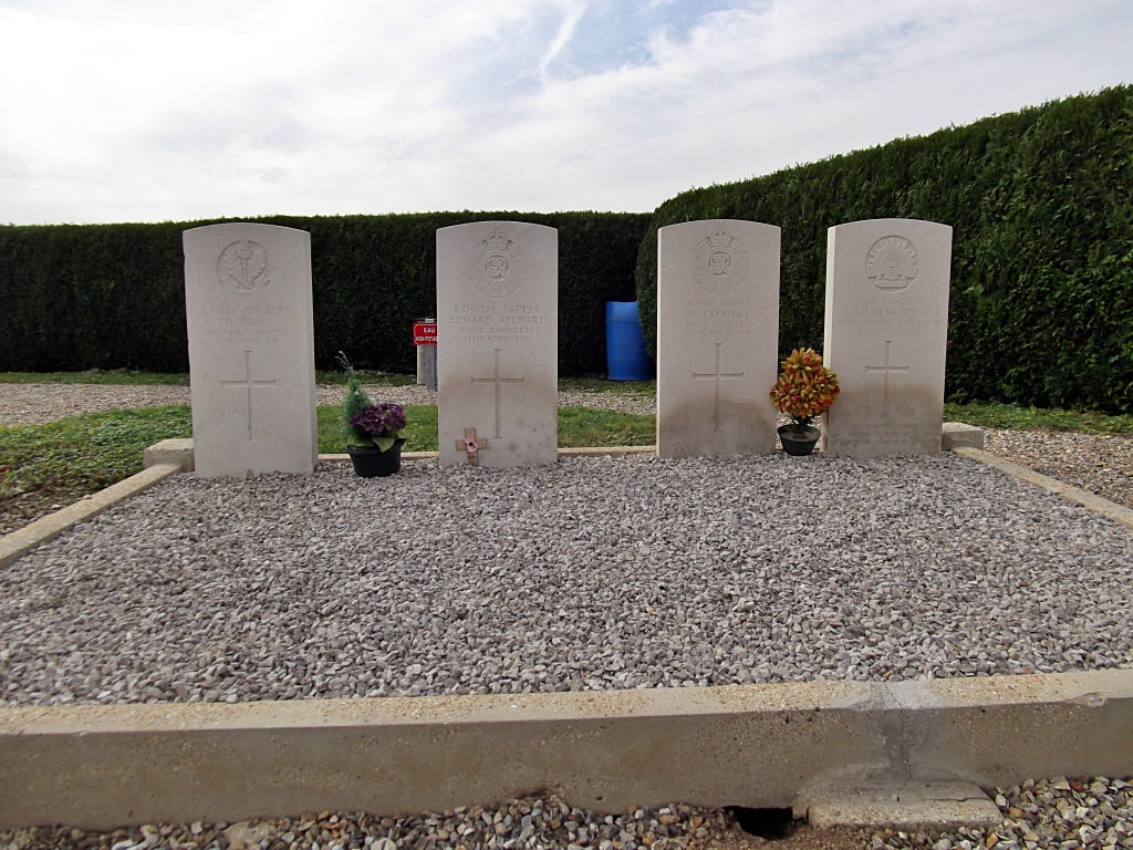 Lamotte-Brebière Communal Cemetery