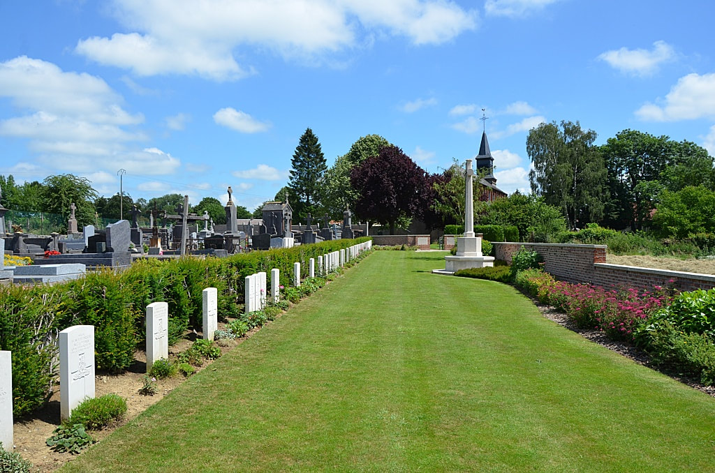 La Vallée-Mulâtre Communal Cemetery Extension