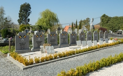 Obigies Communal Cemetery 