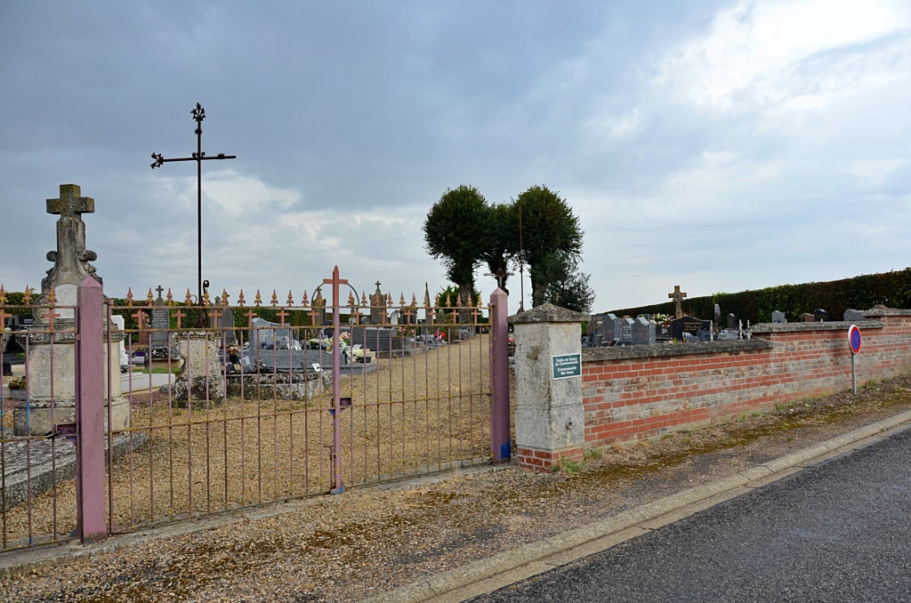 Rouvrel Communal Cemetery