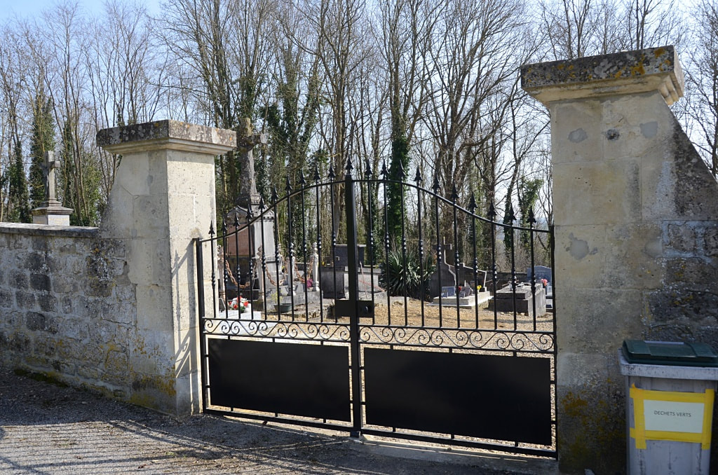 Soupir Communal Cemetery