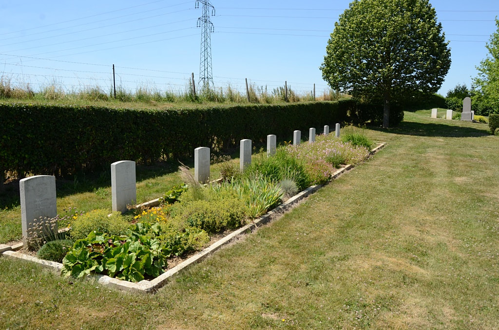 Toutencourt Communal Cemetery