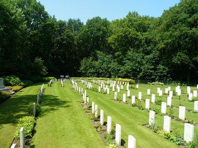 Rifle House Cemetery, Ploegsteert Wood
