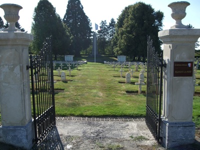 Guise (La Désolation) French National Cemetery
