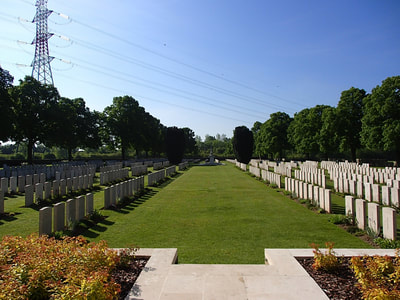 Brown's Copse Cemetery 