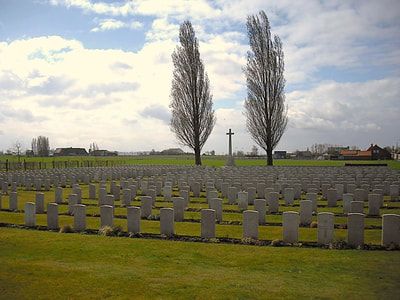 Brandhoek New Military Cemetery, No. 3