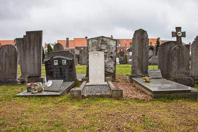 Aalbeke Communal Cemetery