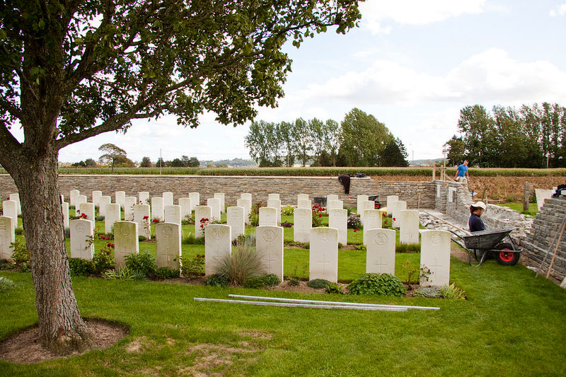 Abeele Aerodrome Military Cemetery