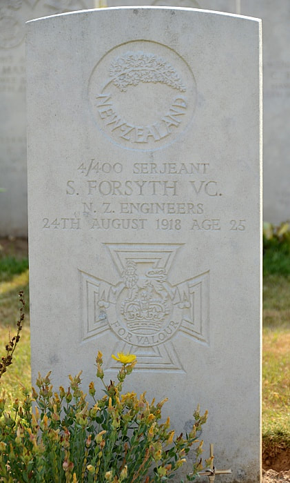 ADANAC Military Cemetery, Miraumont, Forsyth VC.