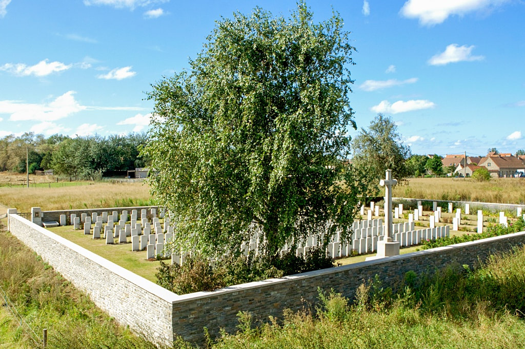 Adinkerke Military Cemetery