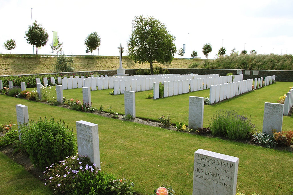 Adinkerke Military Cemetery