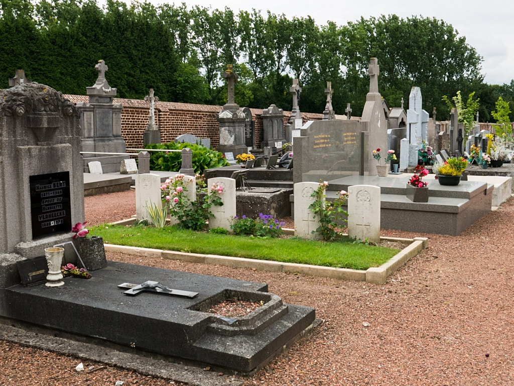 Aix-Noulette Communal Cemetery