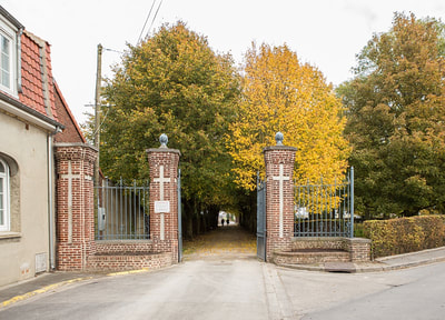 Annoeullin Communal Cemetery and German Extension