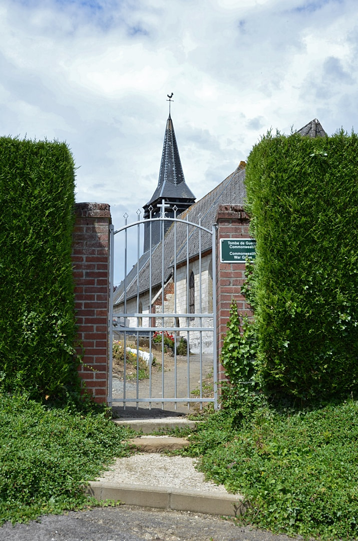 Autheux Communal Cemetery