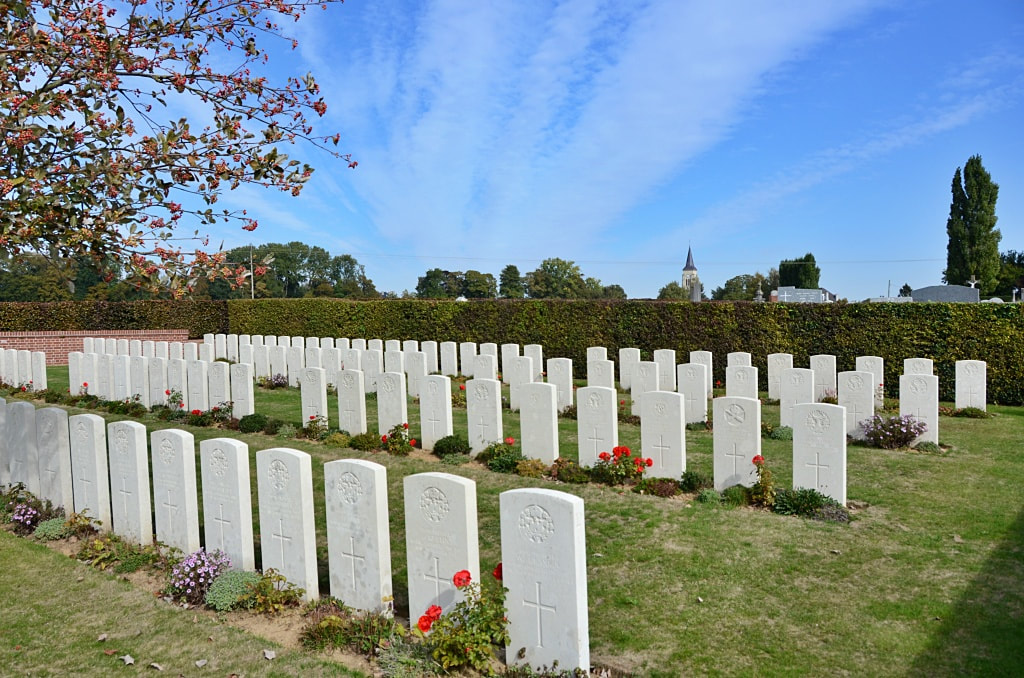 Avesnes-le-Sec Communal Cemetery Extension