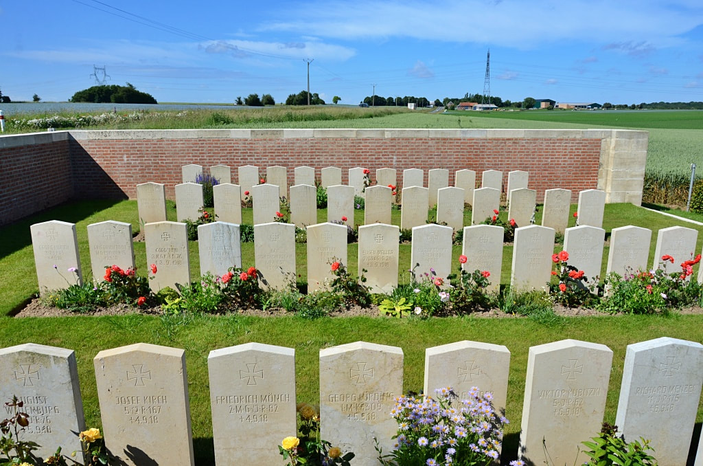 Bac-du-Sud British Cemetery