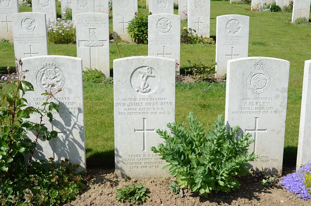 Bac-du-Sud British Cemetery