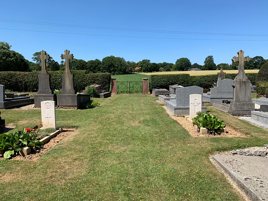 Bazentin-le-Petit Communal Cemetery