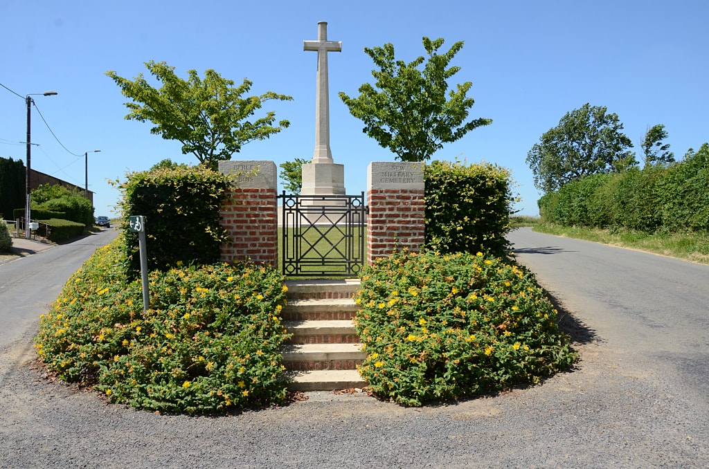Berles New Military Cemetery