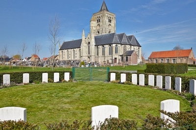 Beveren-Ijzer Churchyard