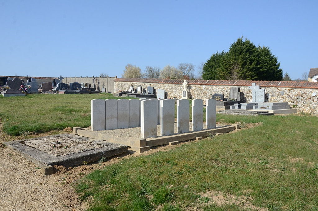 Bézu-le-Guéry Communal Cemetery
