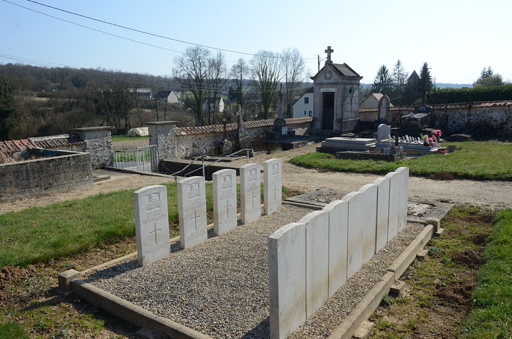 Bézu-le-Guéry Communal Cemetery