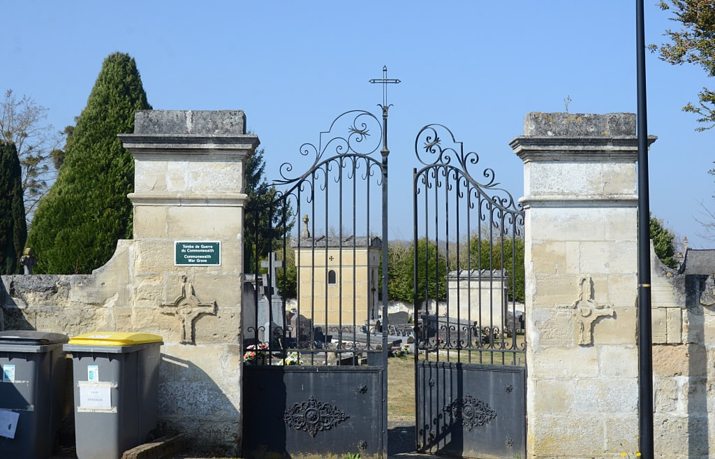 Blérancourt Communal Cemetery
