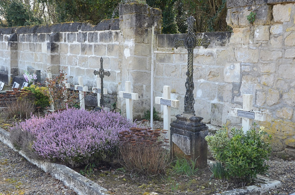 Blérancourt Communal Cemetery