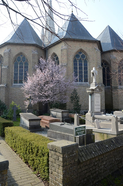Boezinge Churchyard