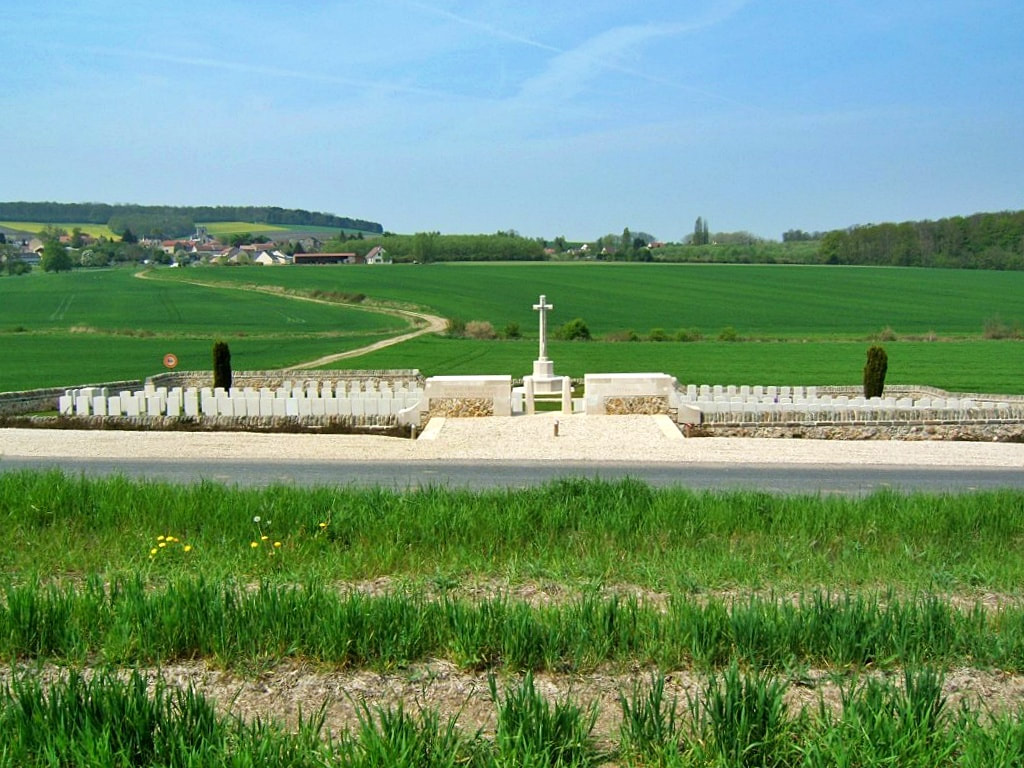 Bouilly Cross Roads Military Cemetery