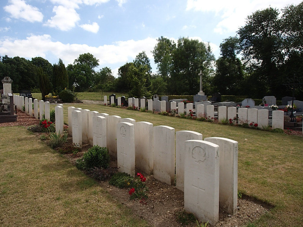 Boves West Communal Cemetery 