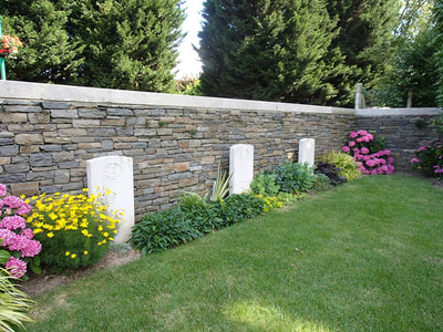 Chapelle British Cemetery, Holnon