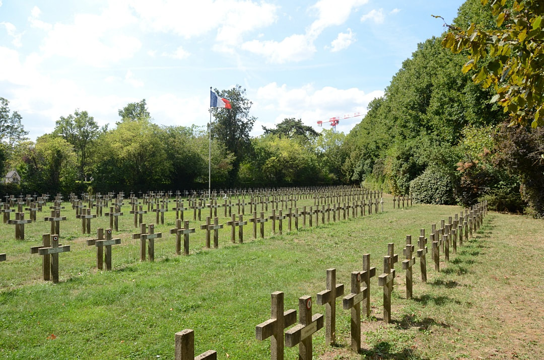 City of Paris Cemetery, Bagneux