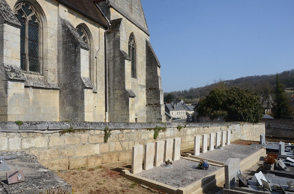 Coeuvres-et-Valsery Communal Cemetery