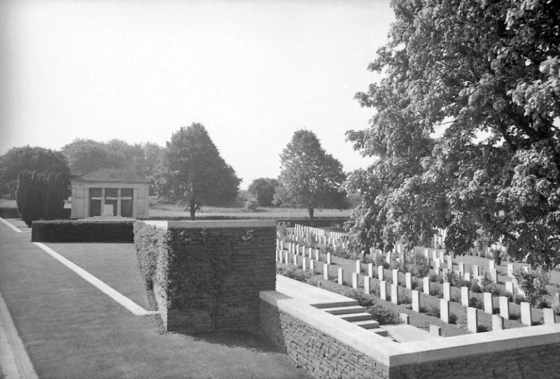 Croisilles British Cemetery