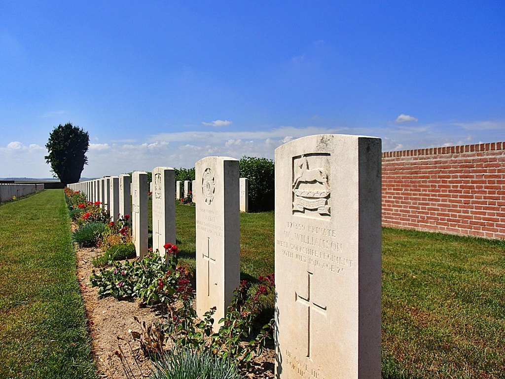Dive Copse British Cemetery