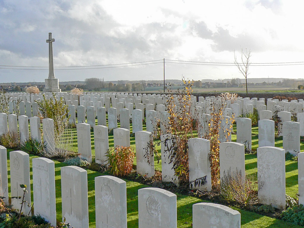 Dochy Farm New British Cemetery