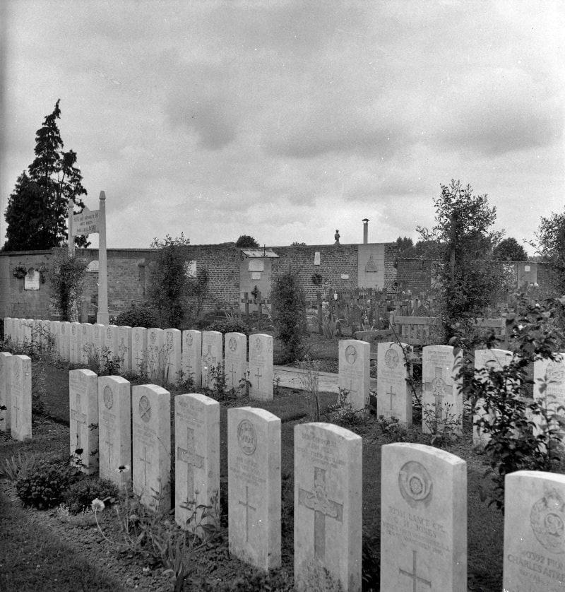 DOULLENS COMMUNAL CEMETERY EXTENSION NO. 1