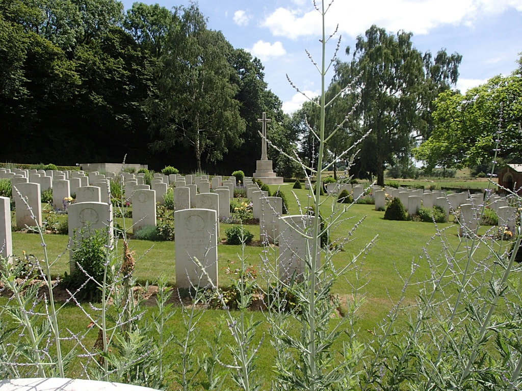 Écoivres Military Cemetery