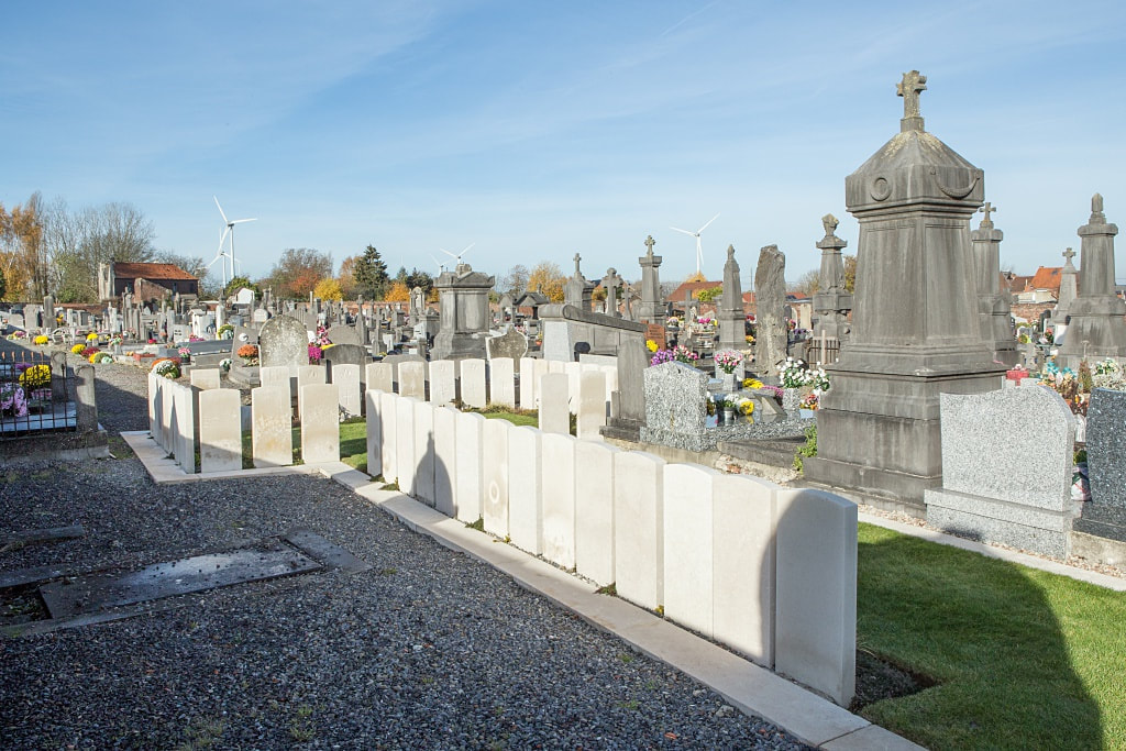 Élouges Communal Cemetery