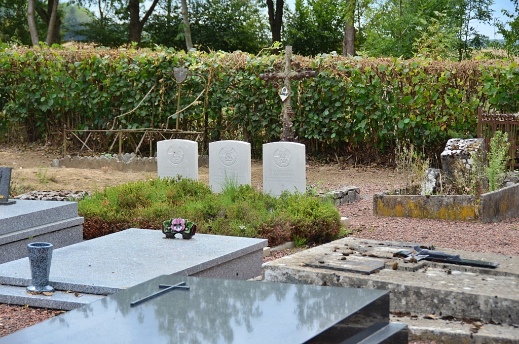 Escaufourt Communal Cemetery