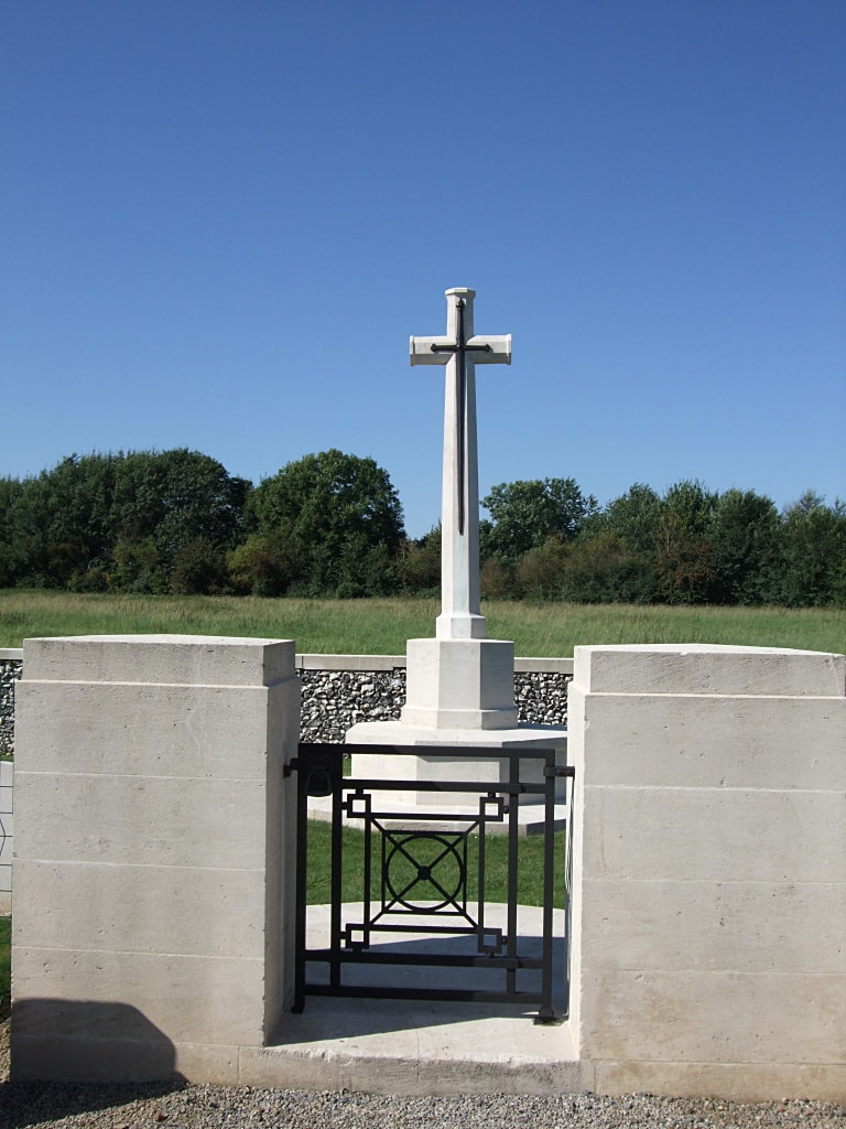 Éterpigny Communal Cemetery Extension
