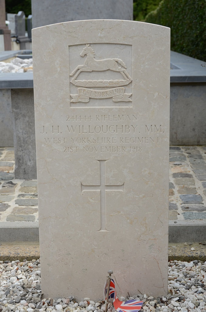 Fromiée Communal Cemetery