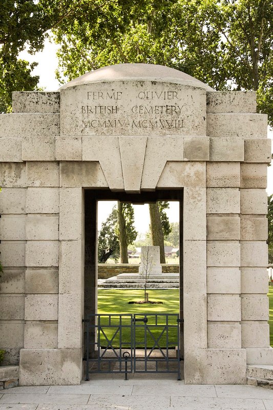 Ferme-Olivier Cemetery