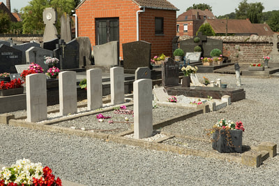 Guignies Communal Cemetery 